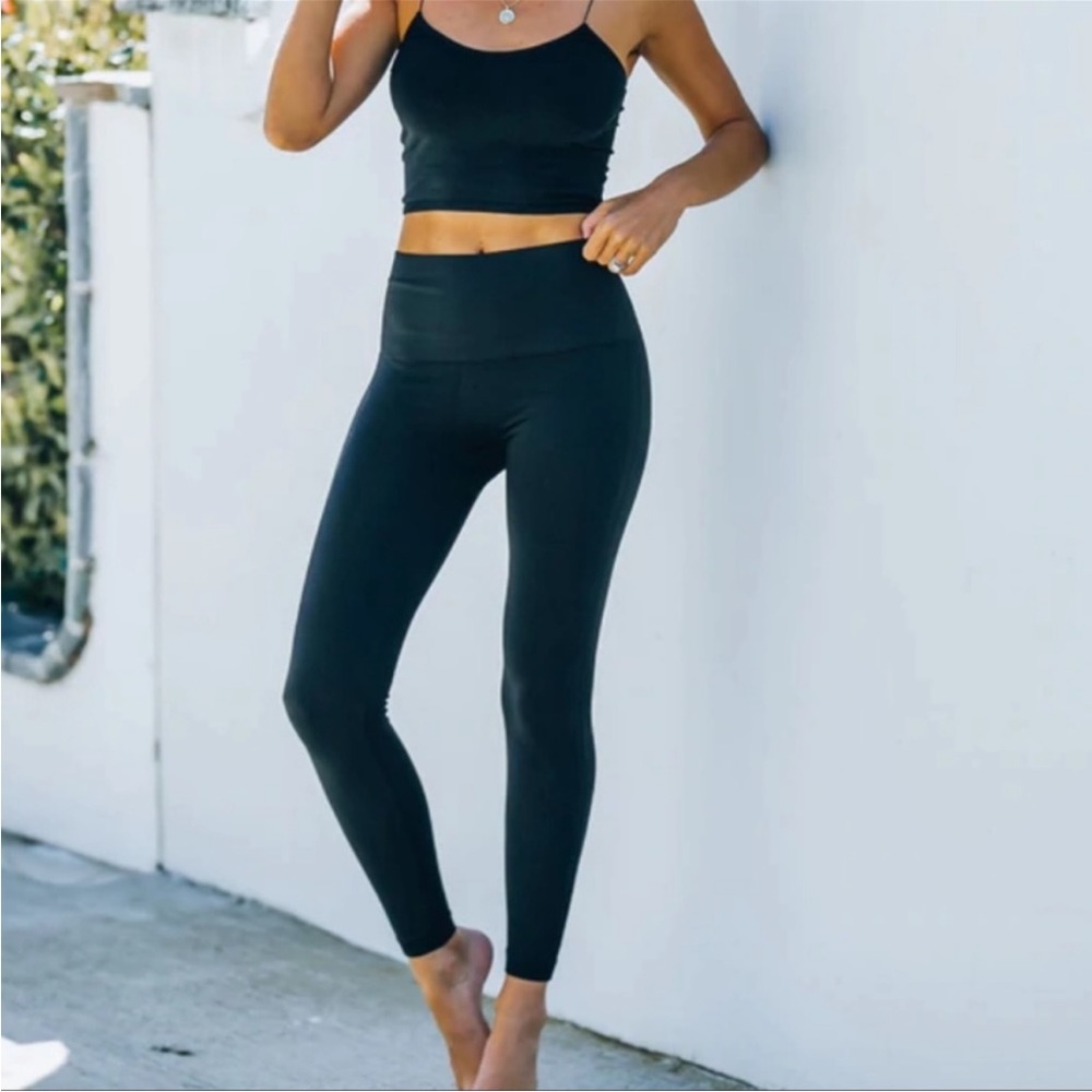 NEW Spanx Look At Me Now Seamless Leggings M